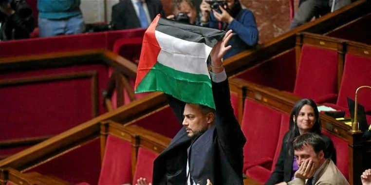 Sébastien Delogu, drapeau palestinien