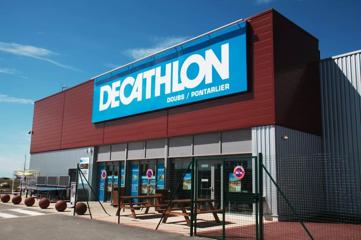 Image illustration Decathlon crée des équipements pour chien