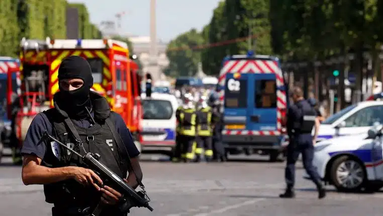 Policiers et pompiers