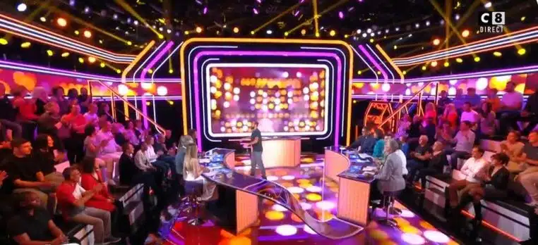 Gêne sur le plateau de TPMP