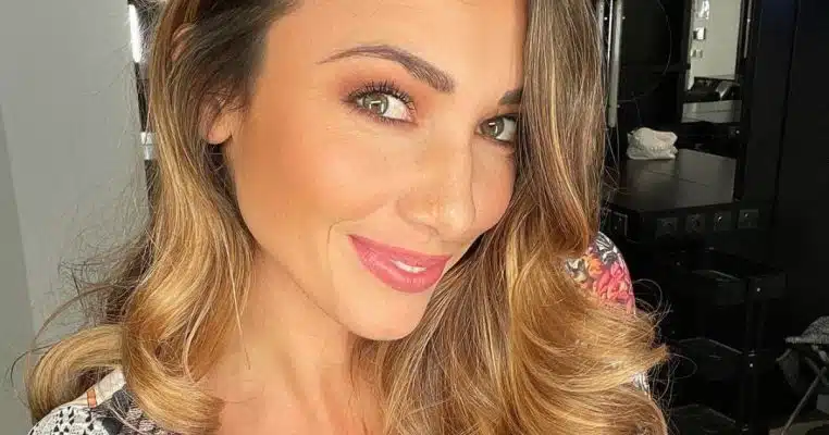 delphine wespiser nouveau cheri saffiche