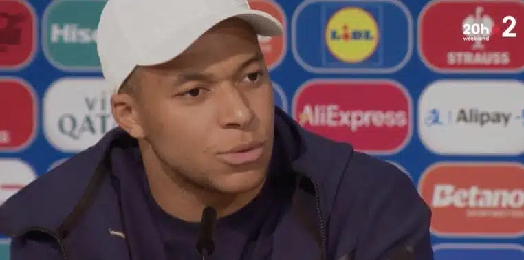 kylian-mbappe-conference-presse.jpg