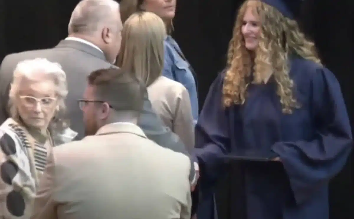 remise diplôme