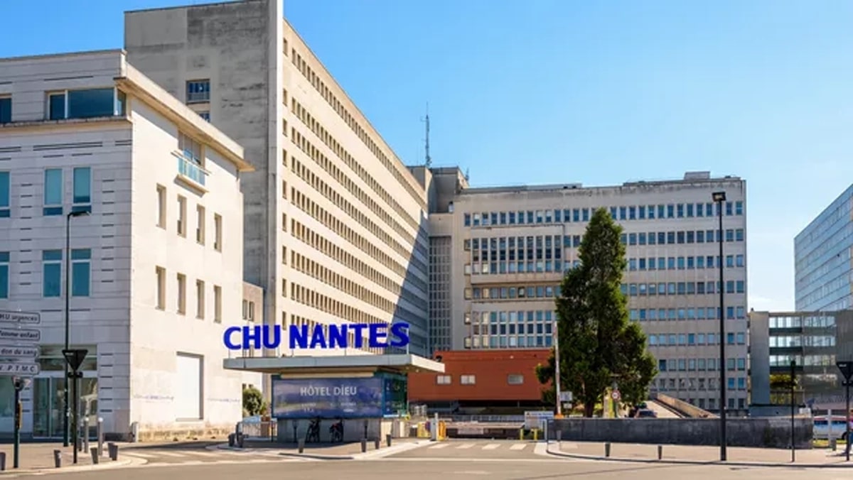 Le CHU de Nantes dépense 185 000 euros pour un logo, mais restreint son espace pour les patients, les syndicalistes s’indignent !