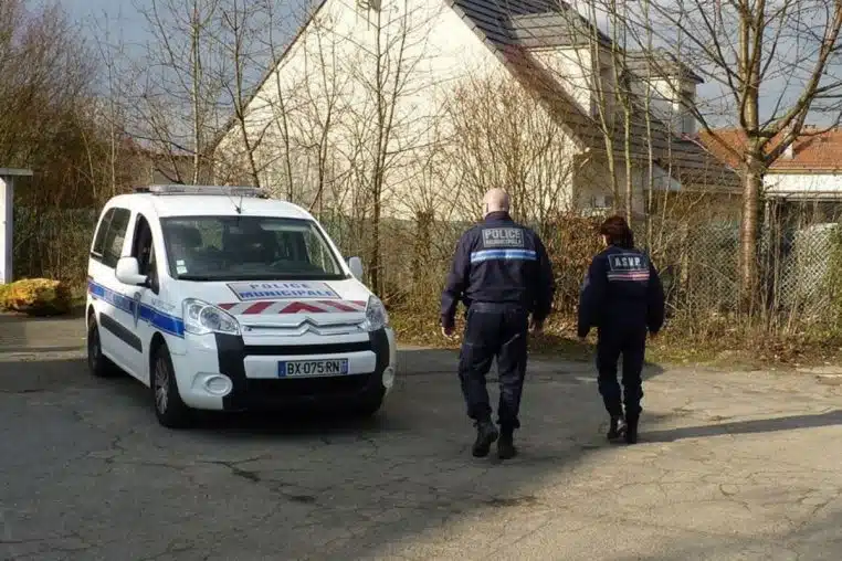 enfant parc police Epinay-sous-Sénart