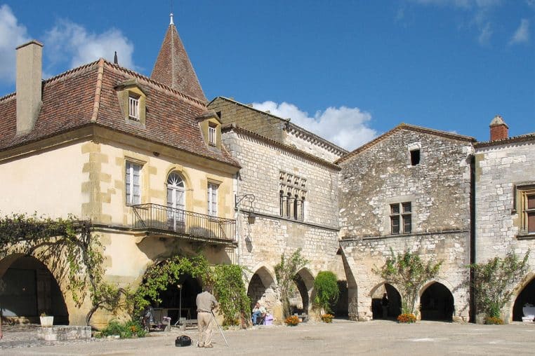 Monpazier-village-Dordogne