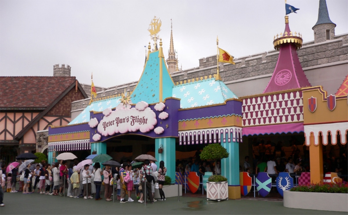 Peter-Pans-Flight-attraction-entrée-disney