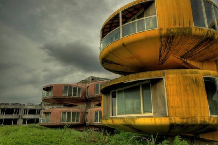 San-Zhi-ufo-house-chine