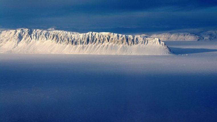 Image illustration une découverte intrigante en antarctique