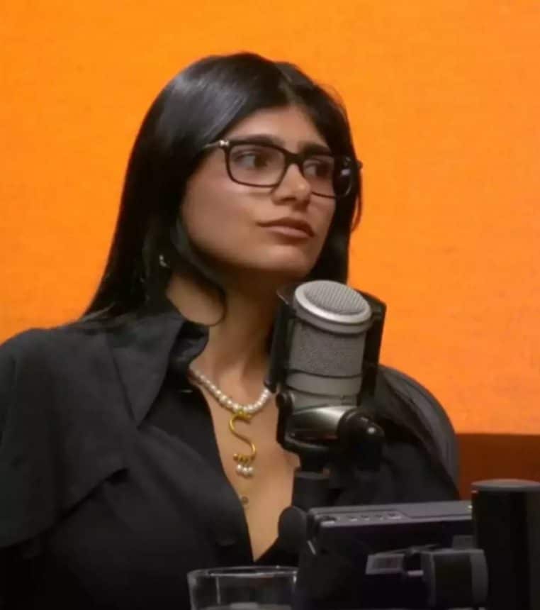 Mia Khalifa TOC Autisme