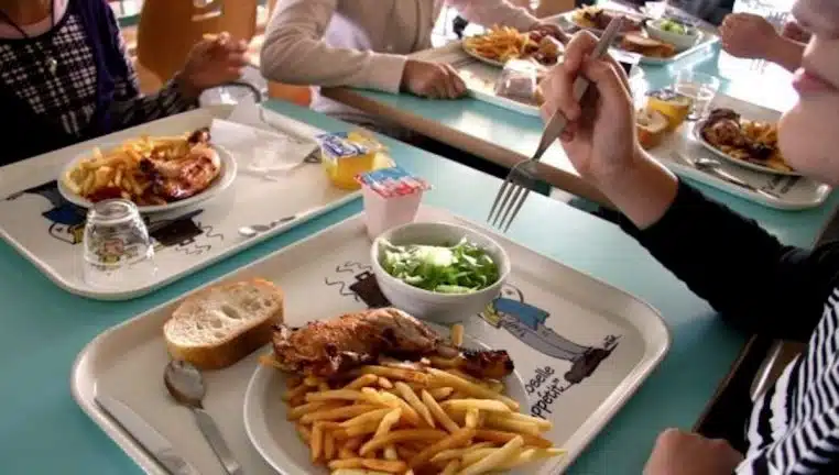 nourriture cantine enfant hopital