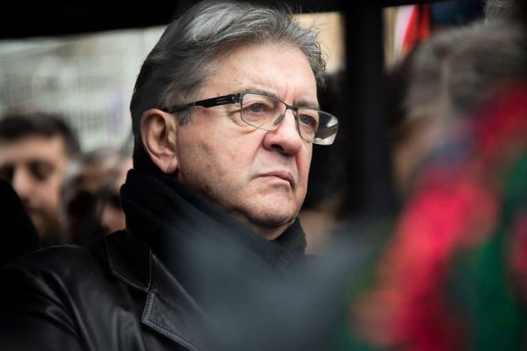 jean luc mélenchon drapeaux palestiniens partout