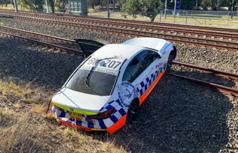 Voiture de police BMW crash