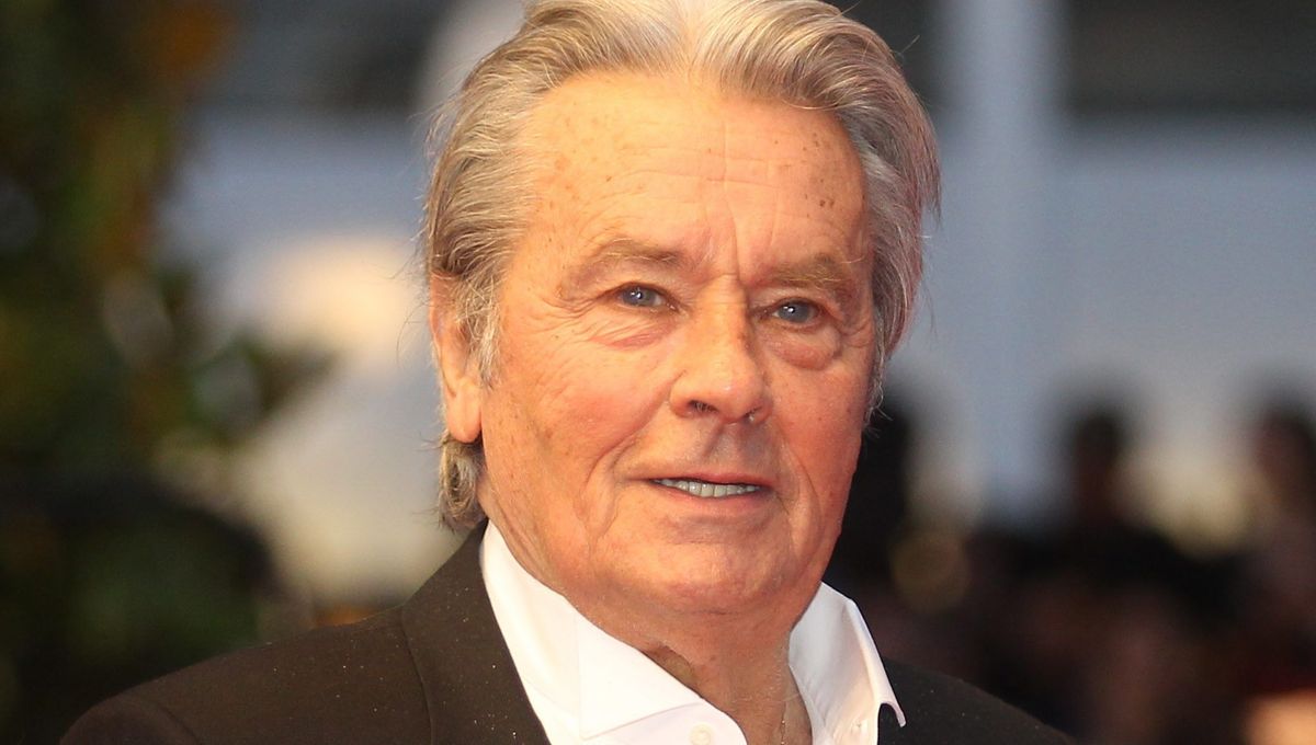 alain delon sort silence bisexualite pere