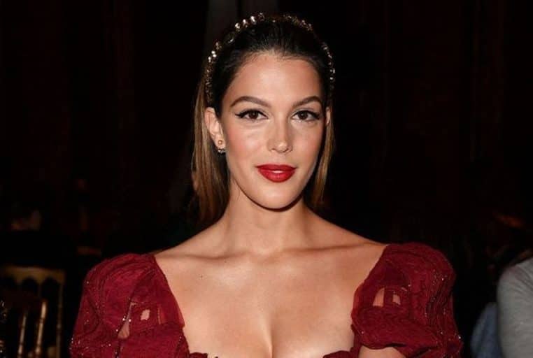 halloween iris mittenaere sexy