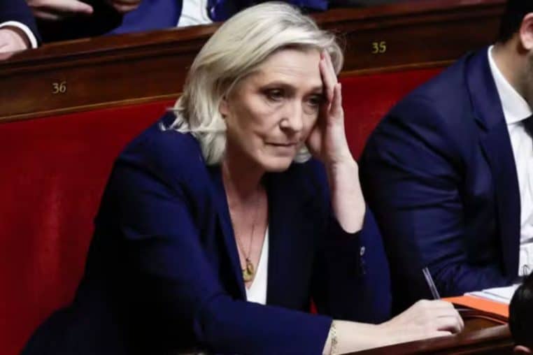 marine le pen @Stephane de Sakutin