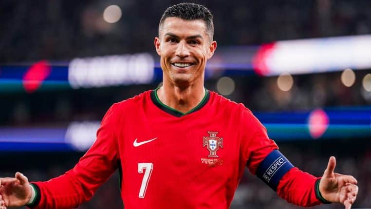 ronaldo pourquoi porte jamais barbe