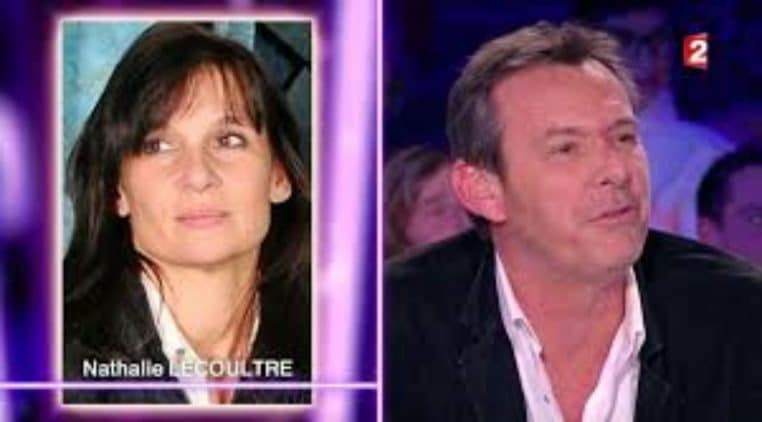 Jean-Luc Reichmann ému, il fait de rares confidences sur sa famille