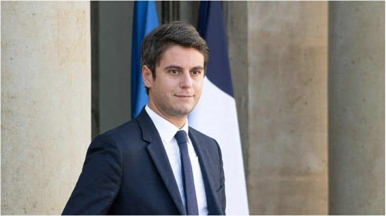 Emmanuel Macron Gabriel Attal depute