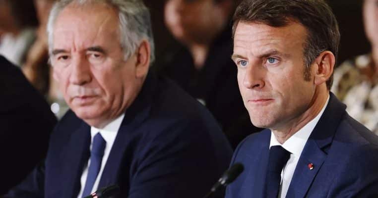 francois-bayrou-ne-devait-pas-etre-premier-ministre-macronn.jpg