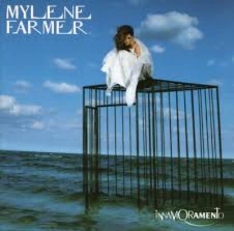 Mylène Farmer comme vous ne l'avez jamais lue