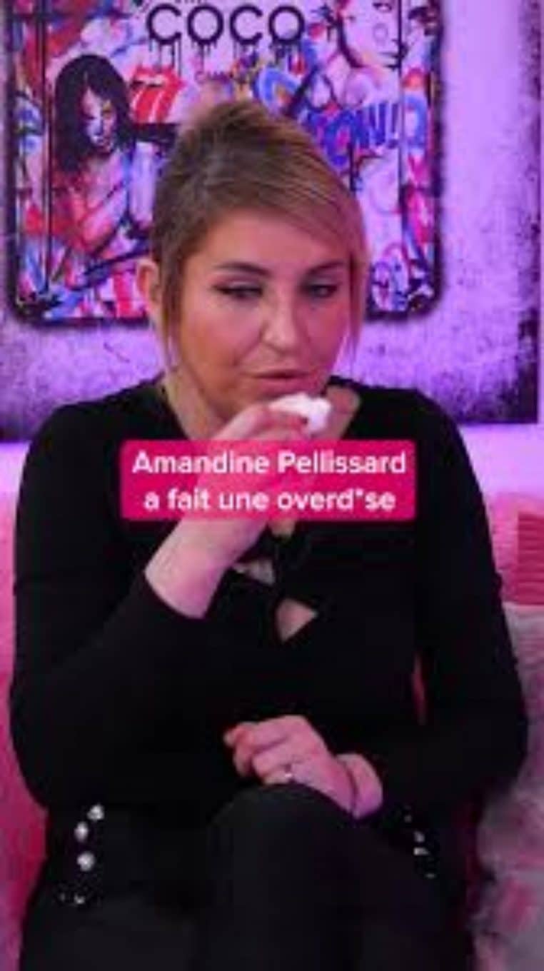 Amandine Pellissard sur le point de quitter la France, elle s'explique