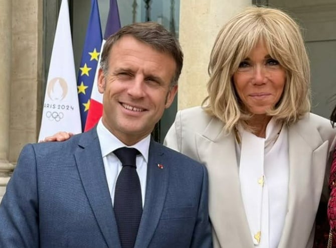 Brigitte Macron fait polémique à la sortie d'un magasin de luxe