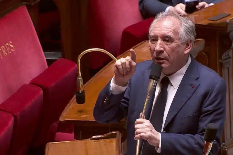 francois bayrou @public senat