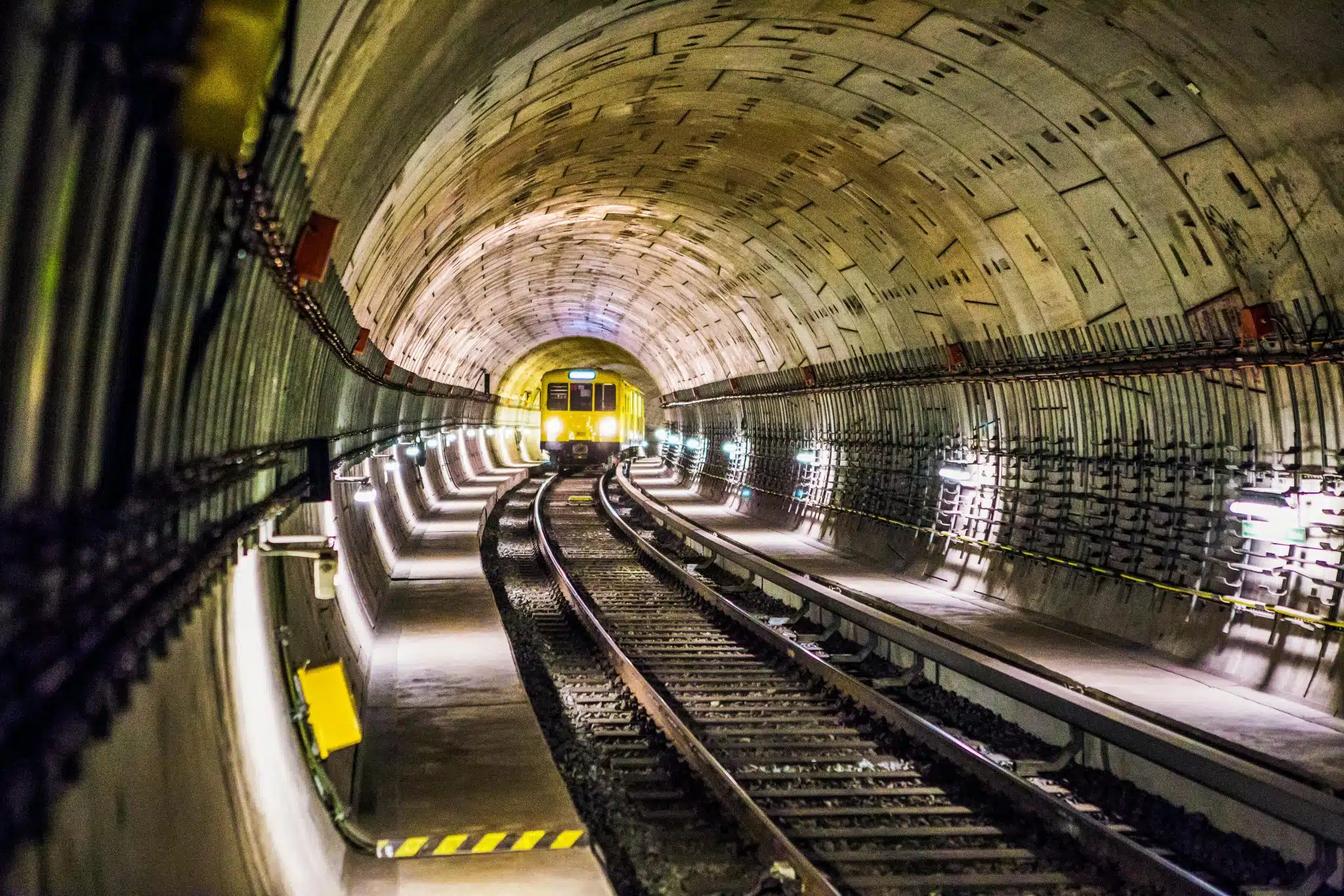 Un homme poignardé dans le métro à Lille