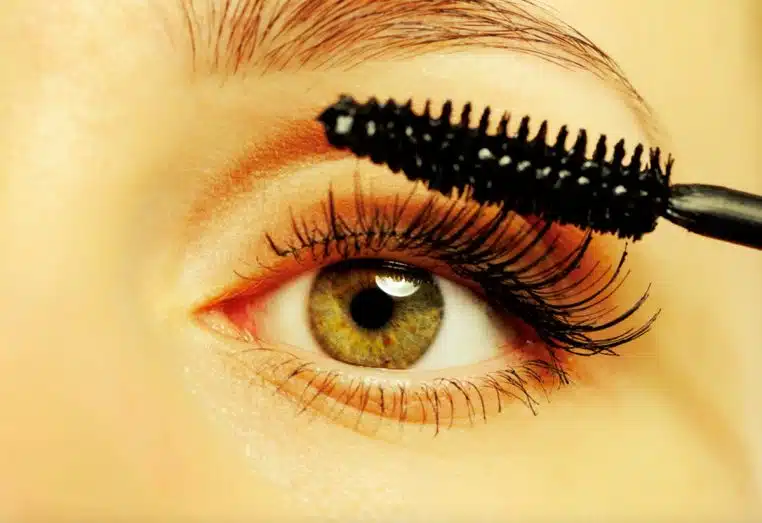 Faux cils rendu