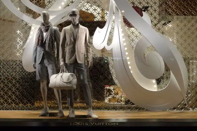louis vitton vitrine