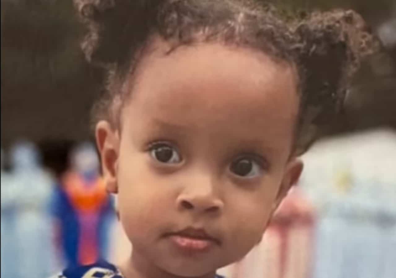 Maya Getahun, fillette de 2 ans mordue par des fourmis de feu