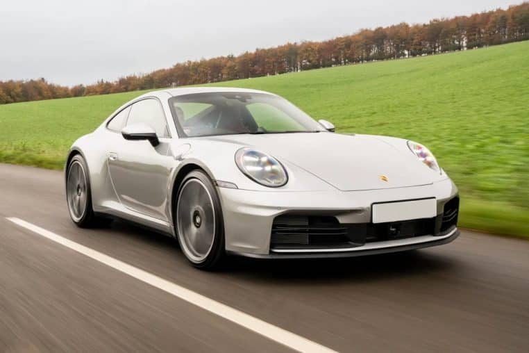 Porsche 911 Carrera
