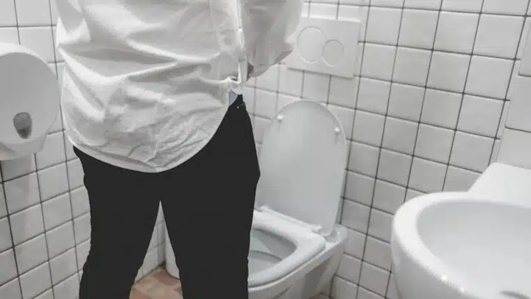Uriner hommes