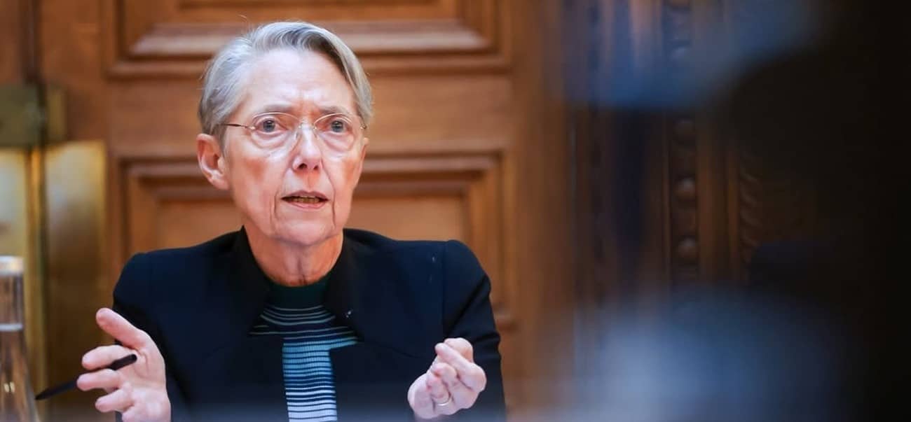 Elisabeth Borne annonce la généralisation de la pause numérique