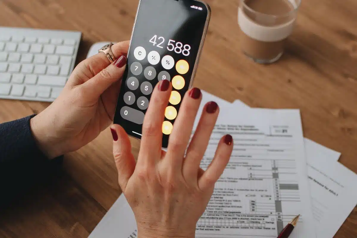 impots calcul @canva