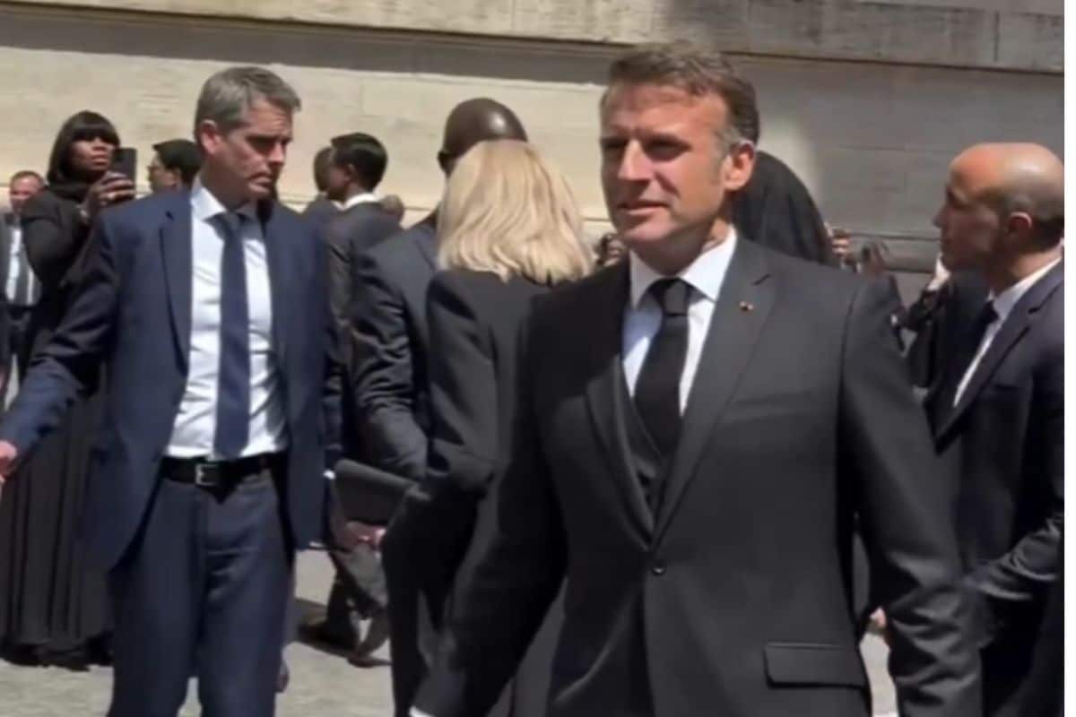 macron obseques pape video