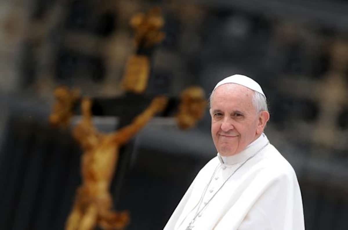 obsesques du pape francois polemiqueee